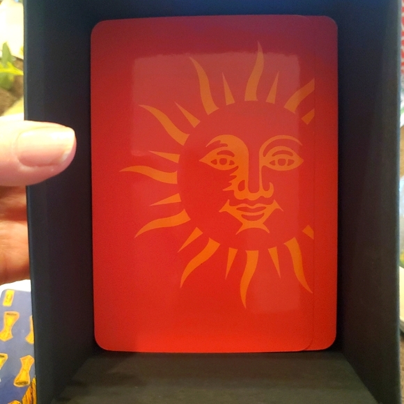 One of a kind Destiny Tarot deck and guide in decoupaged box - Picture 5 of 6